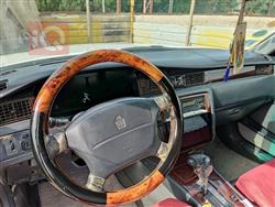 تۆیۆتا کراون